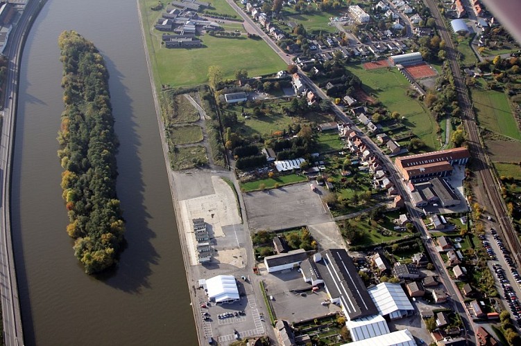 Balade à vélo sur la rive gauche de la Meuse