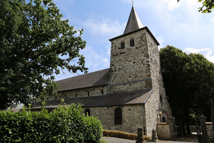 Le grand tour d’Andenne : Fermes, châteaux et églises romanes
