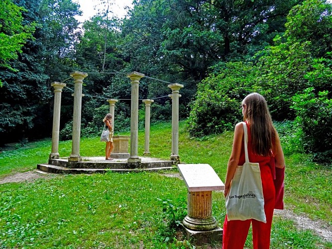 temple de l'amour dans le parc de Châteauneuf-sur-Loire