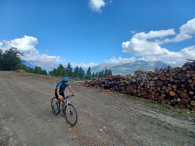 Le Méale (boucle gravel N°57 bleu)