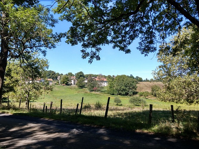 Descente de La Chaise Dieu a Ambert en vtt Parcours vélo à assistance
