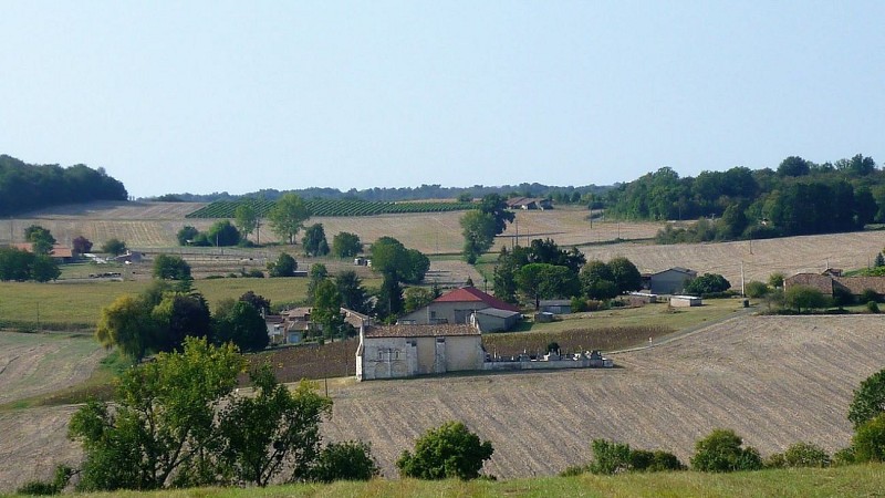 Pommiers-Moulons / Sousmoulins : la grotte de Pipou