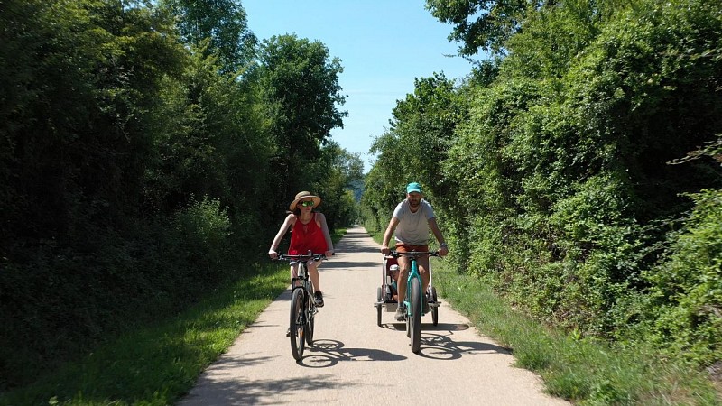 vélos de face voie vertet Duravel
