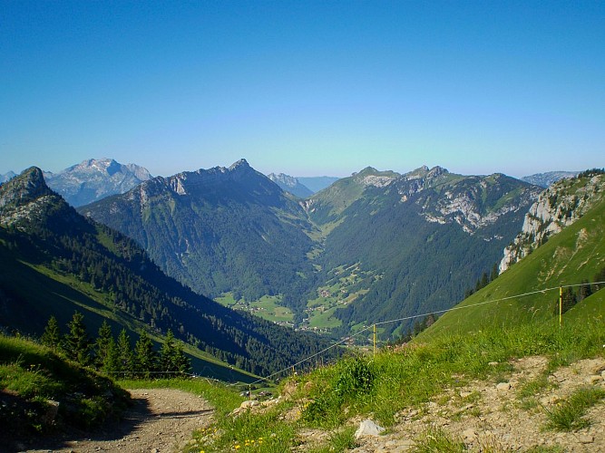 Lac de Lessy par Mayse