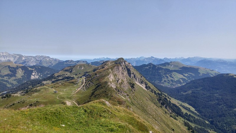 Wandelroute - Tête de Lindaret - Pointe de Chésery vanaf Bassachaux