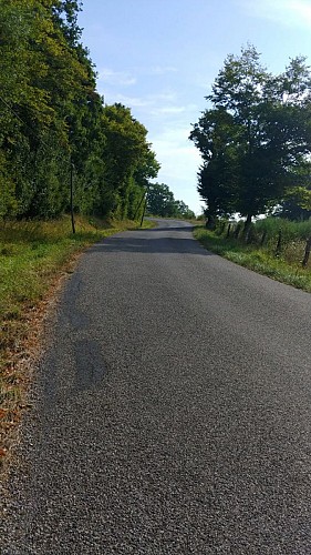 le pied de la cote par la route