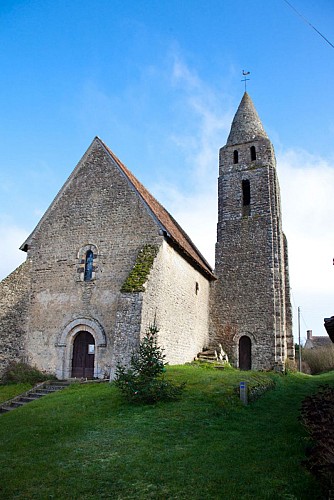 Église des Loges à Coudrecieux