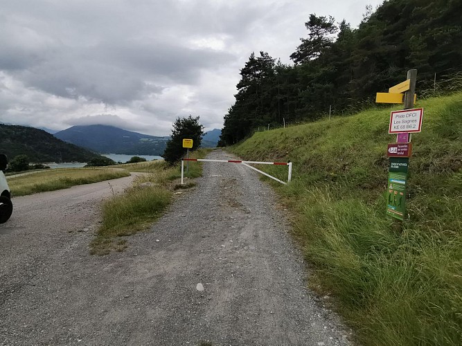 Passerelle de l'Ebron (par la piste)