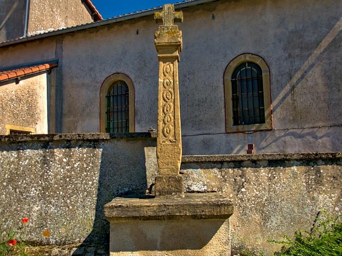 Eglise et Bildstock à Reinange