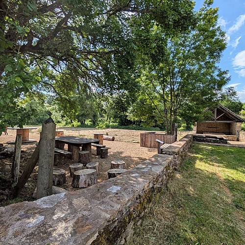 Aire de pique nique du lavoir de la Miquelie