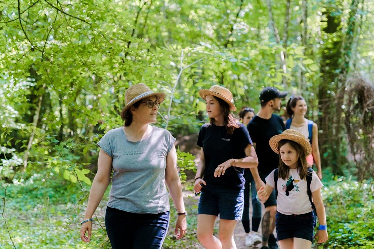 Balade ludique de la fée Lucie : entre champs et forêt