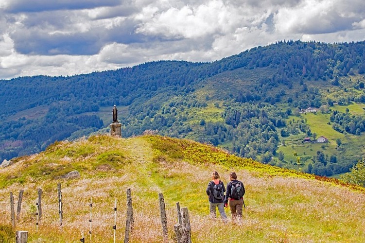 Hiking route : Statue of Saint Barbe and Sabbats rocks