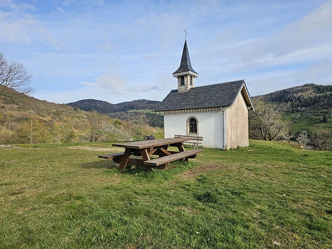 Family walk - Chapelle de Pitié