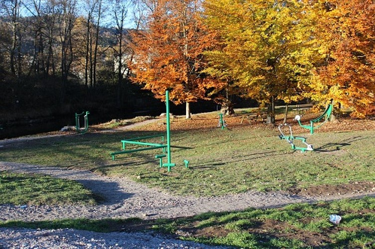 Familienspaziergang - Circuit de la Roche Jolie