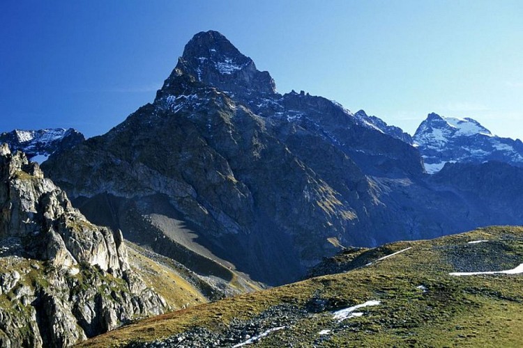 Sommet de l'Olan et Cime du Vallon depuis le col des Colombes