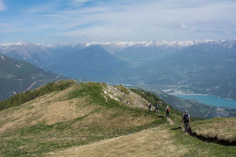Descente vers le Serre du Mouton Station de Réallon