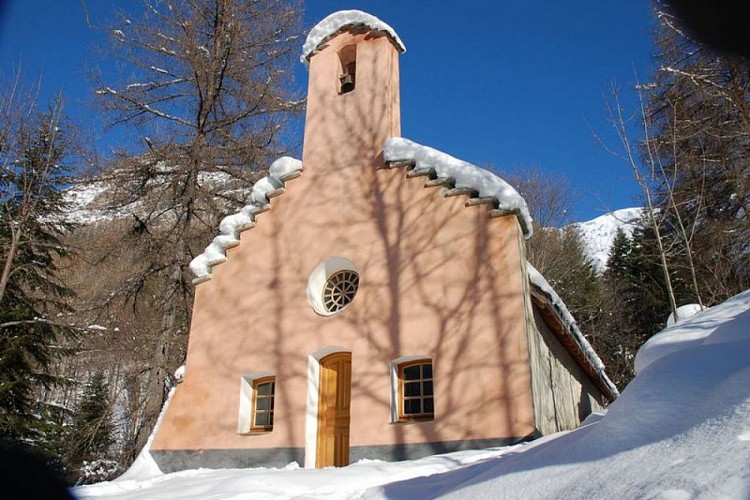Ancien hameau de Navette avec sa chapelle restaurée