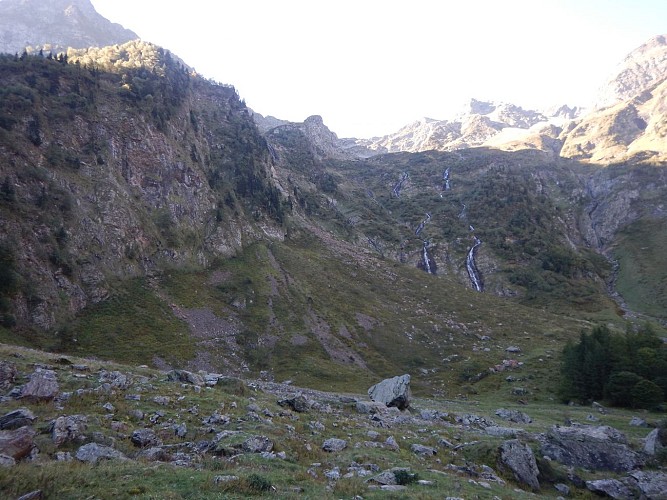 CIRQUE DE LA GLERE PAR LE CHEMIN DE L'IMPERATRICE