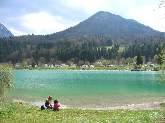 Promenade des Iles du Chéran