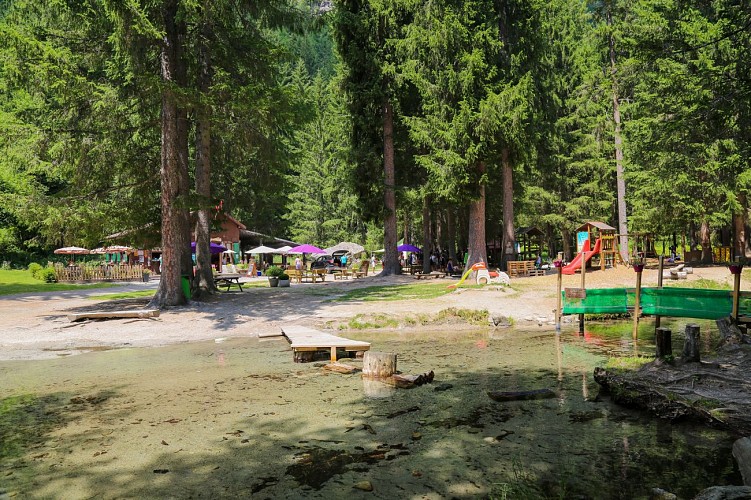 Hike to Paradis des Praz