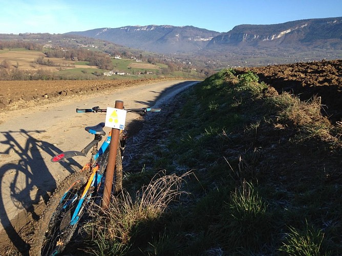 circuitvtt-aixlesbainsrivieradesalpes-les3chevreuils