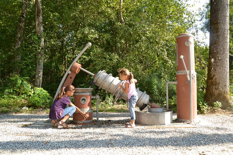 Savoyard discovery walk: the secret behind the hydro machines