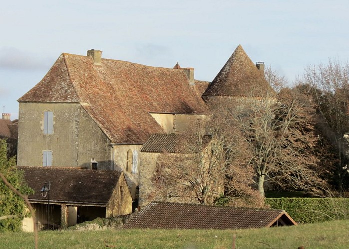 Lavoir et château de Payrac