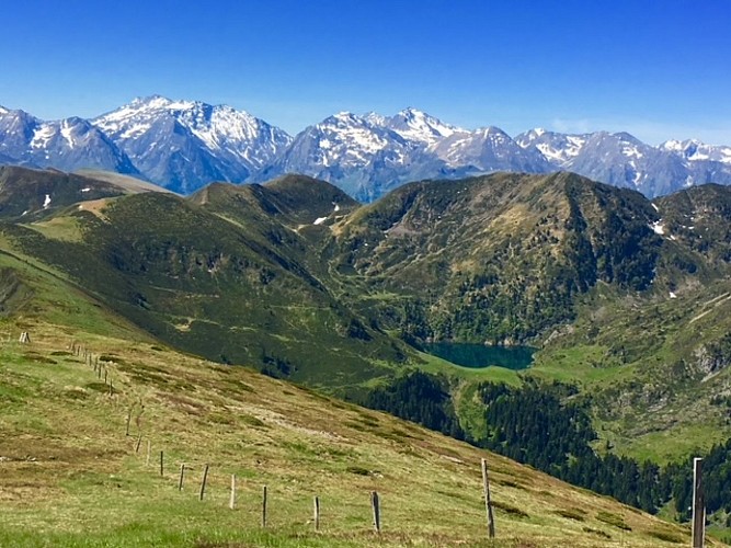 RANDONNEE AU PIC DU MONT-NE AU DEPART DU COL DE BALES