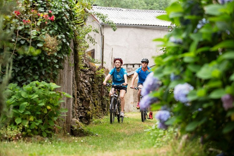 CIRCUIT VTT N°15 ROUGE- ESPACE VTT-FFC SALVETAT / HAUT LANGUEDOC