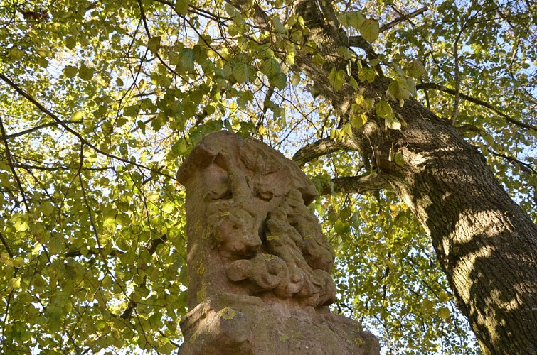 Aix sur Cloie - Calvaire