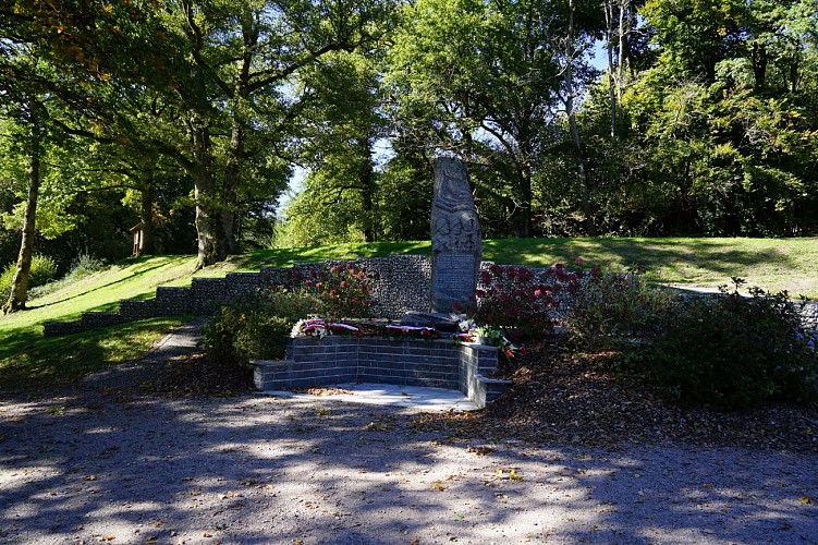 Randonnée - la stèle de Noirgueux