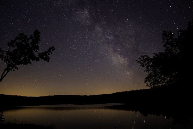 Ciel étoilé, étang de Barrandon