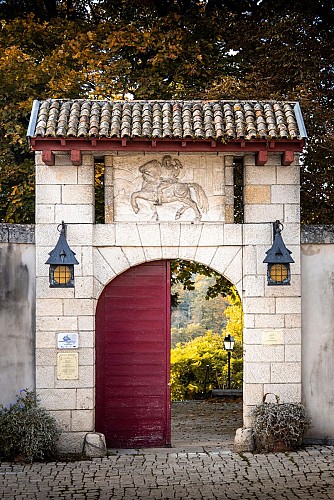 Portail du Chateau Corbin