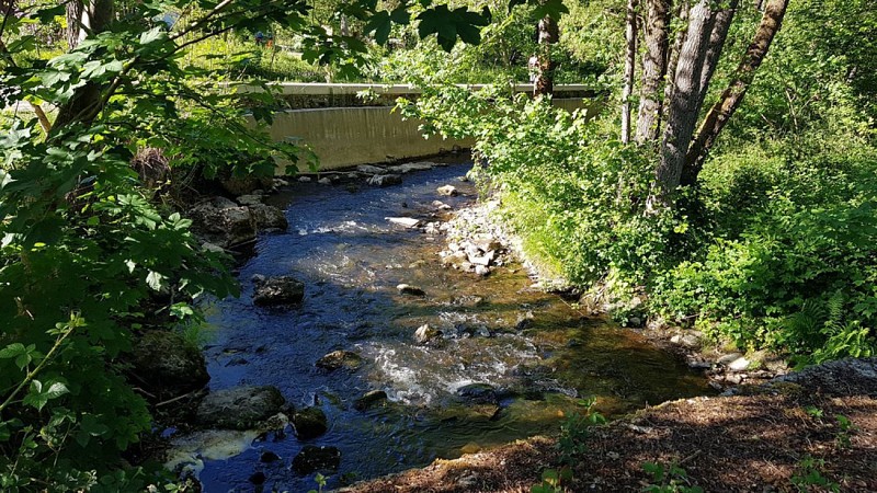 REFUGE (Fanzel Commune EREZEE)