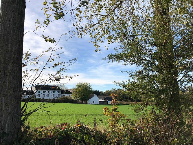 Au Sud de Sart-Messire Guillaume - Val et Oli