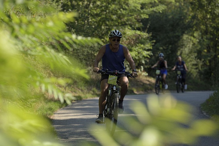 Boucle cyclo 8 : Beaurepaire, Revel-Tourdan et Pommier-de-Beaurepaire_Beaurepaire