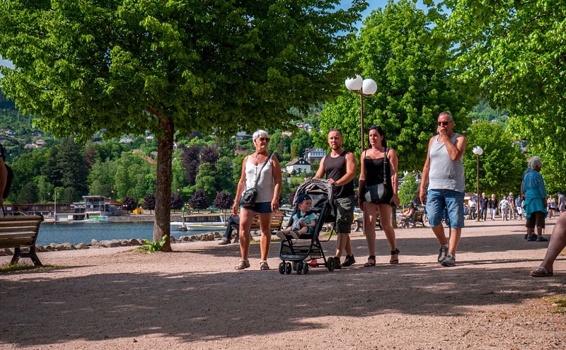 Stroller ride - les rives du lac