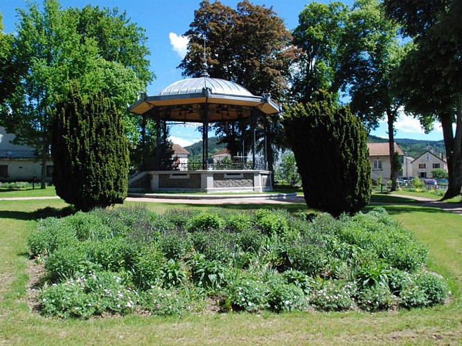 KINDERWAGENFAHRT - LA CITÉ GRINGEAUDE