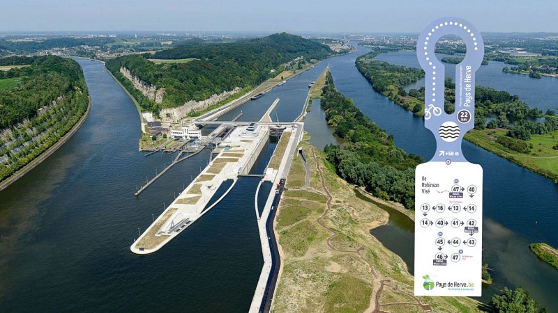 Balade vélo en bord de Meuse_écluse Lanaye_bracelet PN bleu