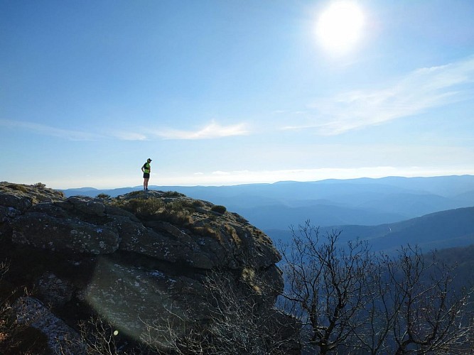 TRAIL SUR LE GR®7 ITINERANCE SPORTIVE CAROUX