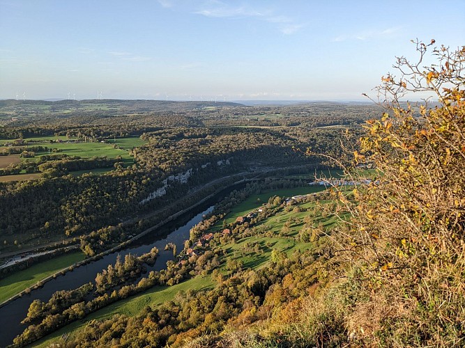 Accès Belvédère : Rocher du Rechandet (Accès par Bretigney-Notre-Dame)