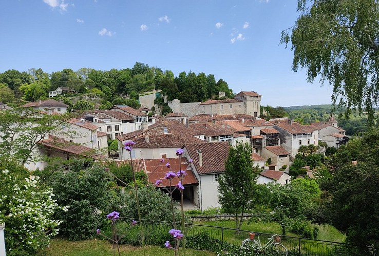 City walk of Aubeterre-sur-Dronne