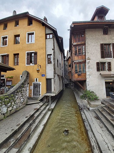 Les passages insolites de la vieille Nessy