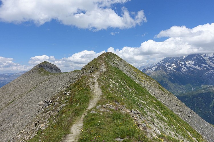 Wandelen: Mont Joly vanuit Le Baptieu