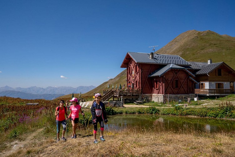 Sunset at Mont Jovet - 2-day hiking trip