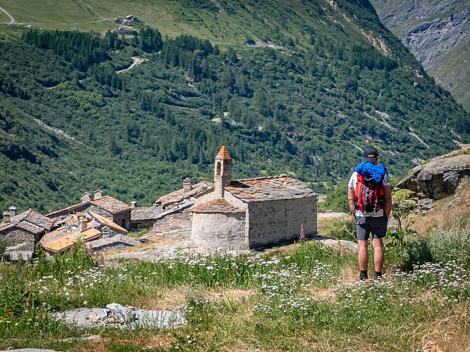 Rifugio del Carro - Un sentiero balcone mozzafiato - Escursione di 2 giorni