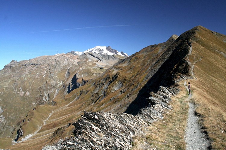 Hike to the Refuge du Col de la Croix du Bonhomme