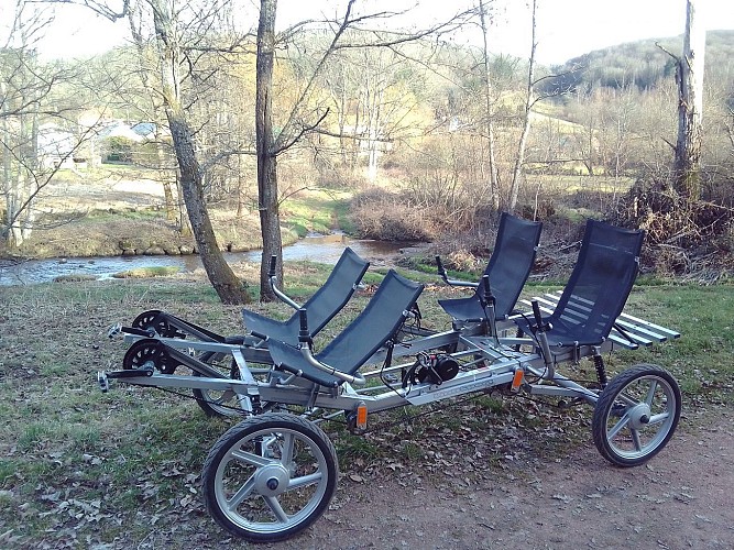 Balade dans la vallée du Ternin en QUATTROCYCLE à assistance électrique