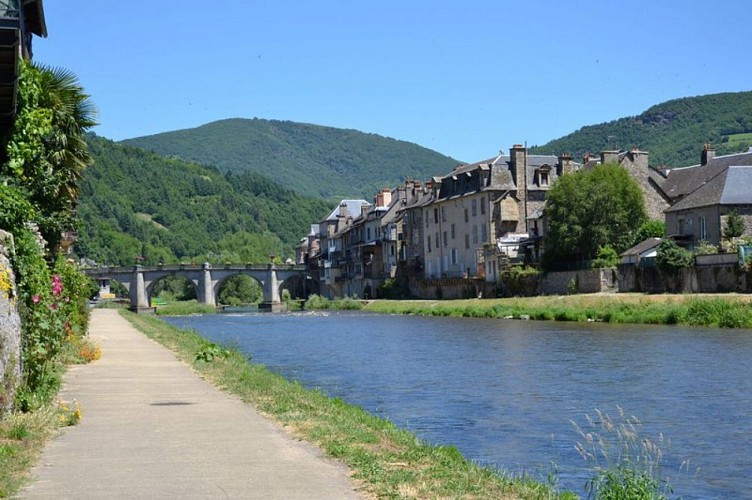Le pont de Saint-Geniez-d'Olt
