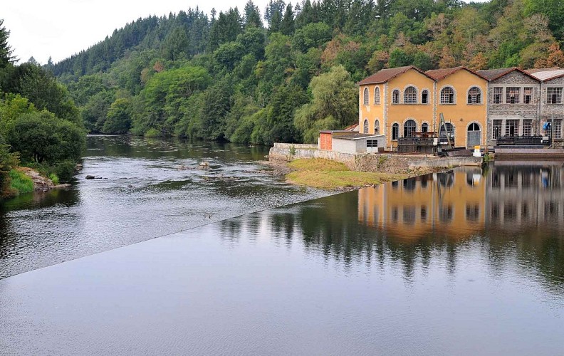 Sentier de Brignac au Moulin du Got